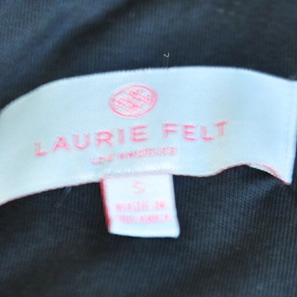 2/$15 Laurie Felt Size Small Black Blouse with Sheer Sleeves and choker neckli… - Picture 4 of 4